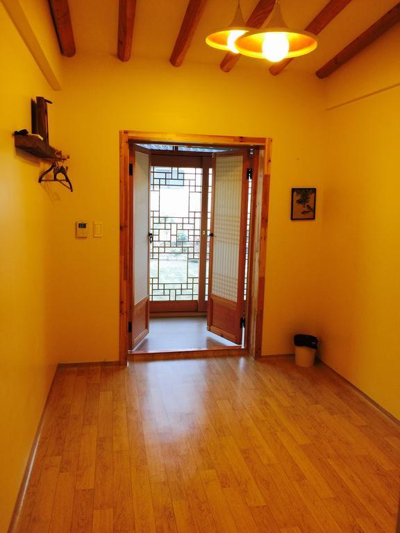 Jeonju Indigo Hanok Guesthouse Room photo