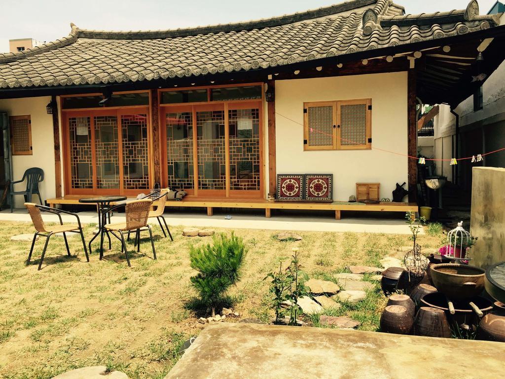 Jeonju Indigo Hanok Guesthouse Exterior photo